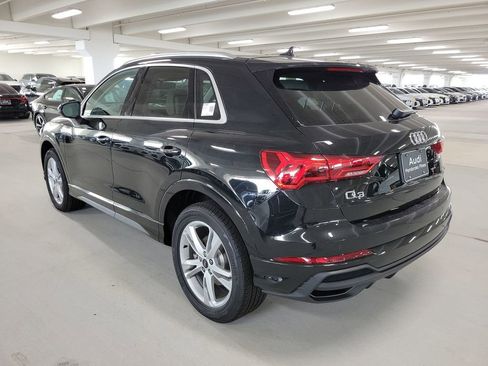 Used 2024 Audi Q3 2.0T Premium w/ Convenience Package AWD/4WD image 8