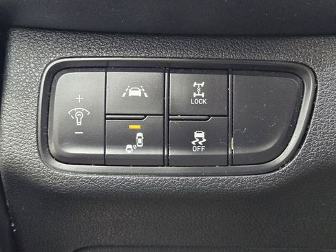 Used 2019 Hyundai Santa Fe SE AWD/4WD image 20
