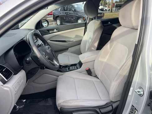 Used 2019 Hyundai Tucson SE image 13