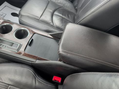 Used 2015 Chevrolet Traverse LT image 17