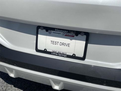 Used 2022 BMW X6 xDrive40i w/ Executive Package image 13