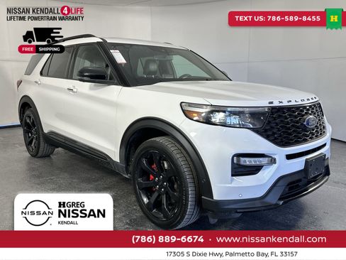 Used 2022 Ford Explorer ST w/ Equipment Group 401A image 2