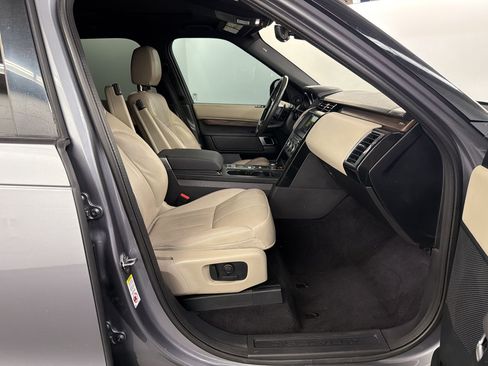 Used 2020 Land Rover Discovery SE AWD/4WD image 31