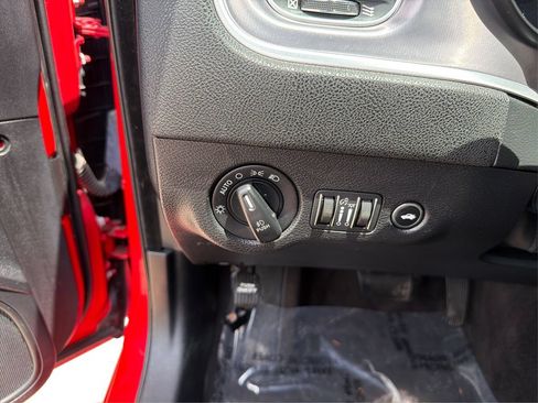Used 2019 Dodge Charger GT RWD image 18