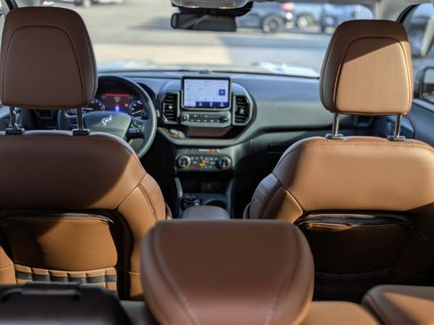 Used 2022 Ford Bronco Sport Outer Banks w/ Tech Package image 11