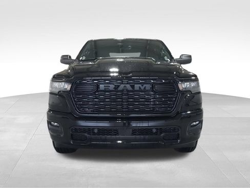 New 2026 RAM 1500 Express AWD/4WD image 3