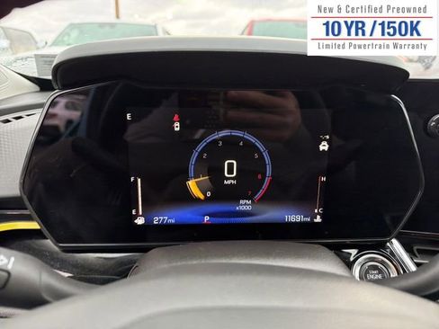 Used 2025 Chevrolet Trax ACTIV w/ Driver Confidence Package image 18