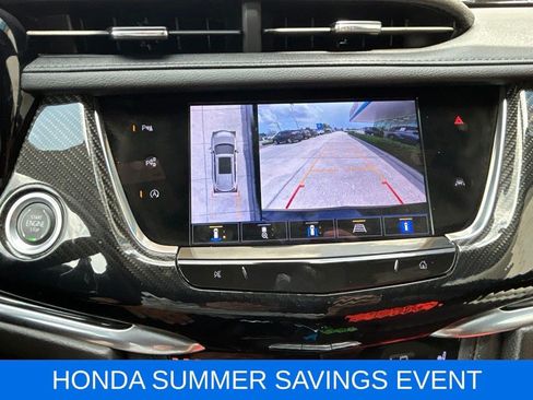 Used 2023 Cadillac XT6 Sport w/ Technology Package AWD/4WD image 32