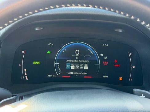 Used 2025 Toyota Camry SE FWD image 25