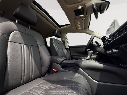 Used 2027 Honda HR-V EX-L image 22
