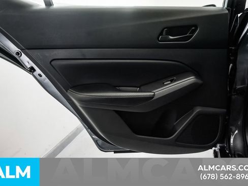 Used 2025 Nissan Altima 2.5 SV FWD image 48