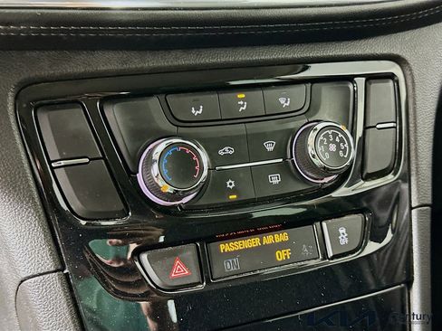 Used 2019 Buick Encore Preferred image 15