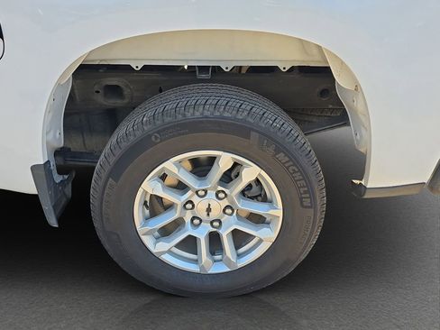 Used 2022 Chevrolet Silverado 1500 RST AWD/4WD image 5