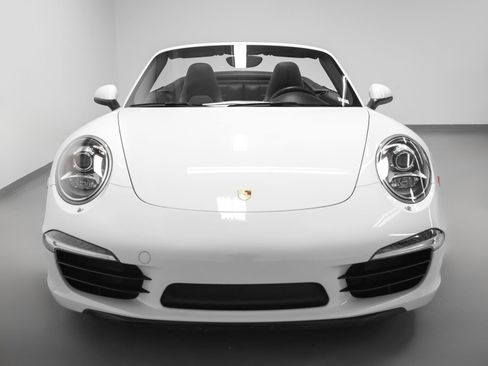 Certified 2014 Porsche 911 Carrera S image 10