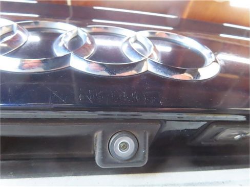 Used 2018 Audi Q7 3.0T Premium Plus w/ Premium Plus Package image 34