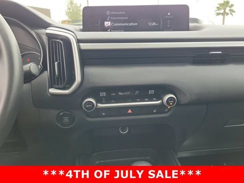 Used 2025 MAZDA CX-50 AWD 2.5 S w/ Premium Package image 14