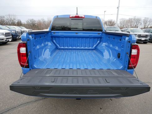 Used 2025 GMC Canyon Elevation w/ Convenience Package image 10