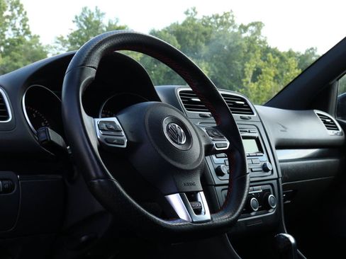 Used 2013 Volkswagen GTI Wolfsburg Edition FWD image 23