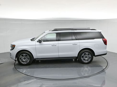 Used 2025 Ford Expedition Max Active image 48
