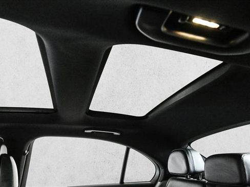 New 2026 Mercedes-Benz C 300 4MATIC Sedan image 21