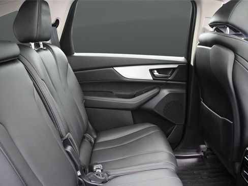 Certified 2024 Acura MDX SH-AWD image 19