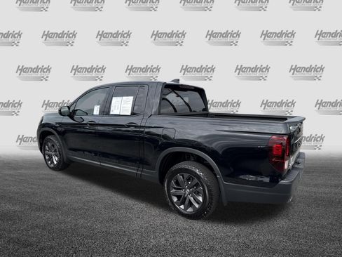 Certified 2025 Honda Ridgeline Sport image 8