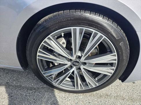 Used 2024 Audi A6 Premium Plus w/ Premium Plus Package image 9