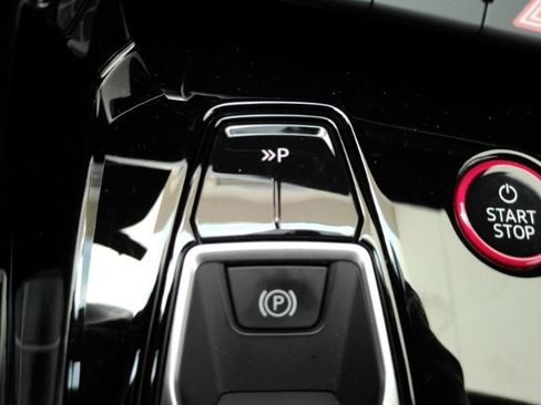 Used 2023 Audi RS e-tron GT w/ Ceramic Brake Package image 44