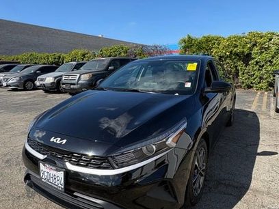 Certified 2023 Kia Forte LXS