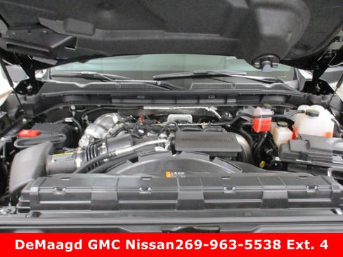 New 2025 GMC Sierra 2500 Denali w/ Technology Package image 13