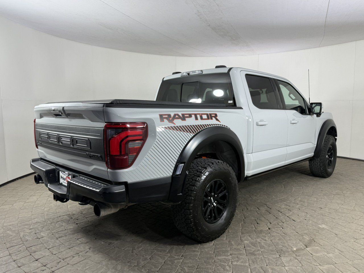Used 2024 Ford F150 Raptor AWD/4WD image 9