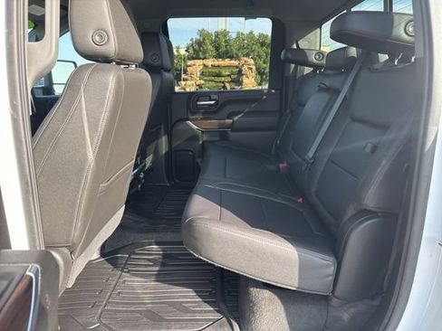 Used 2022 GMC Sierra 2500 SLT w/ Texas SLT Premium Package AWD/4WD image 8