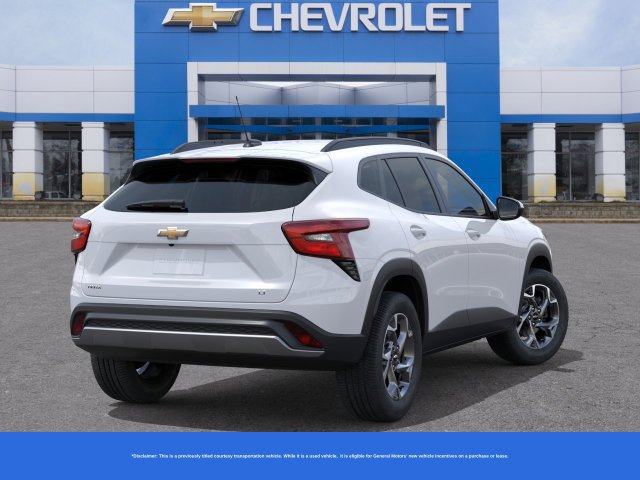 New 2026 Chevrolet Trax LT w/ Driver Confidence Package FWD image 5