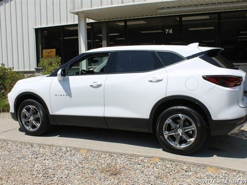Used 2023 Chevrolet Blazer LT AWD/4WD image 40