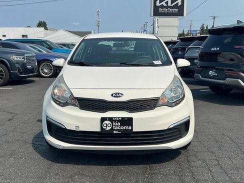 Used 2017 Kia Rio LX w/ Power Package FWD image 4