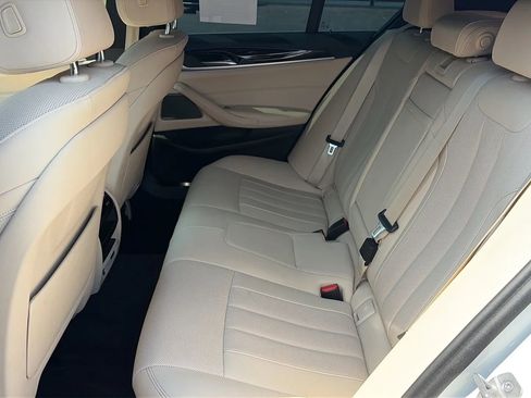 Used 2023 BMW 530i xDrive w/ Premium Package AWD/4WD image 16