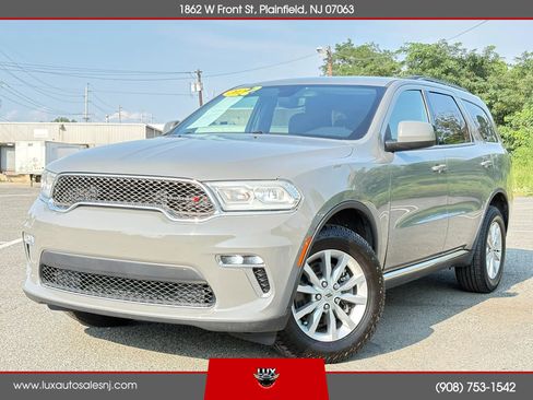 Used 2022 Dodge Durango SXT AWD/4WD image 1