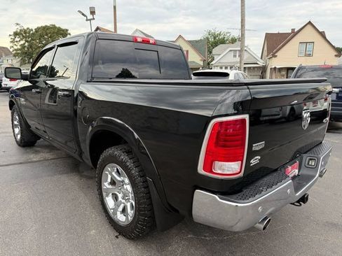 Used 2015 RAM 1500 Laramie w/ Convenience Group AWD/4WD image 8