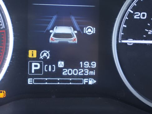 Certified 2023 Subaru Forester Premium AWD/4WD image 9
