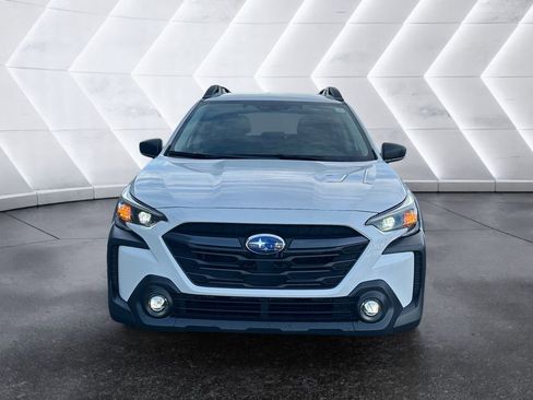 Used 2025 Subaru Outback image 2