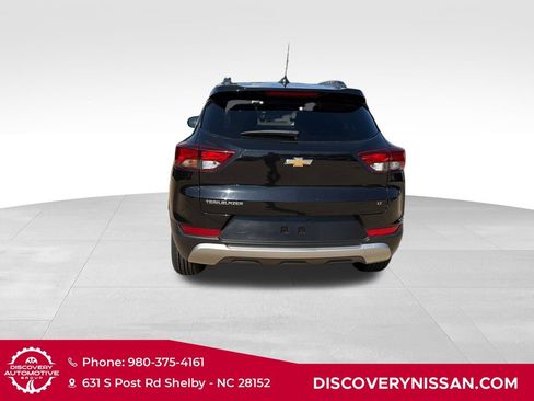 Used 2023 Chevrolet TrailBlazer LT w/ Convenience Package FWD image 7