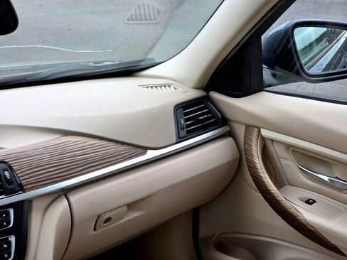 Used 2012 BMW 328i Sedan image 21