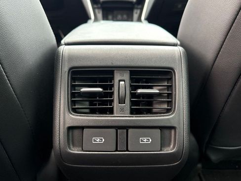 Used 2021 Honda Accord Touring image 9