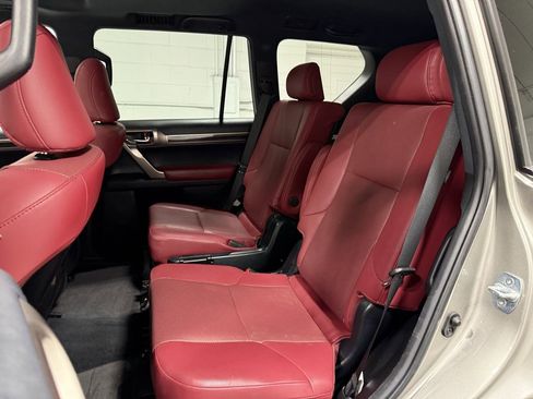 Used 2021 Lexus GX 460 Premium image 19
