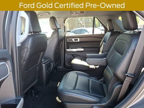 Used 2023 Ford Explorer XLT w/ Equipment Group 202A AWD/4WD image 14