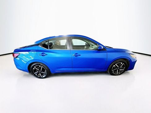 Used 2024 Nissan Sentra SV FWD image 4