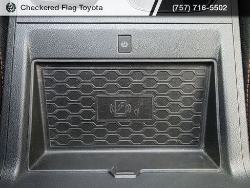 Used 2022 Nissan Frontier PRO-4X image 36