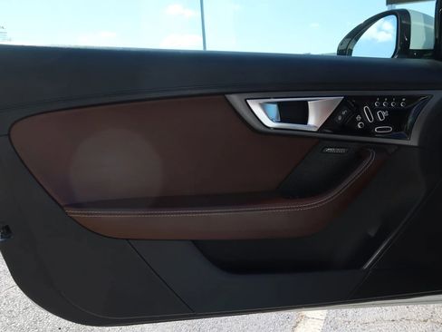 Used 2017 Jaguar F-TYPE Convertible image 40