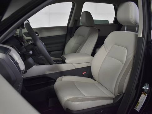 New 2026 Nissan Pathfinder SL AWD/4WD image 9