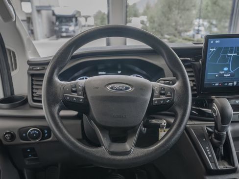 Used 2024 Ford Transit 350 XLT RWD image 9